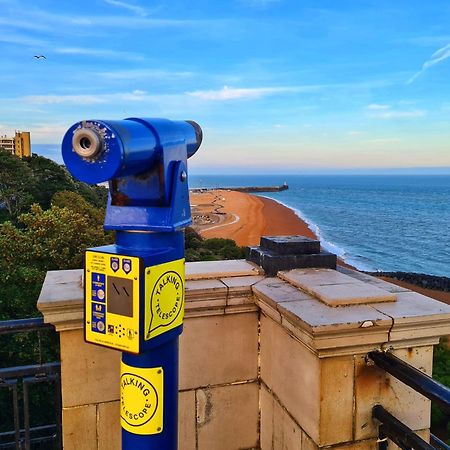 Modern Double Room With En-Suite, Parking & Fast Wifi - Close To Beach Sandgate Luaran gambar